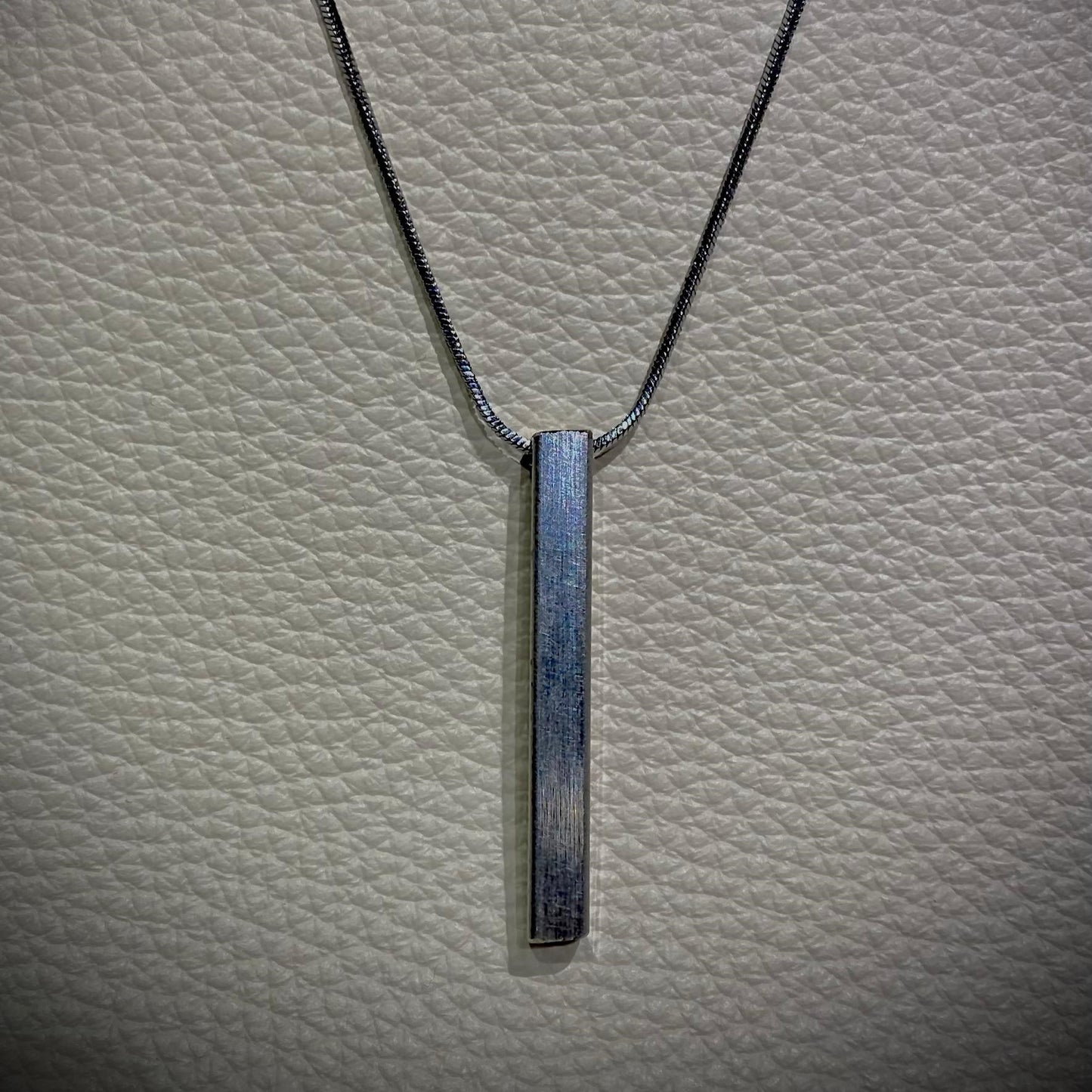 The Straight Bar Pendant