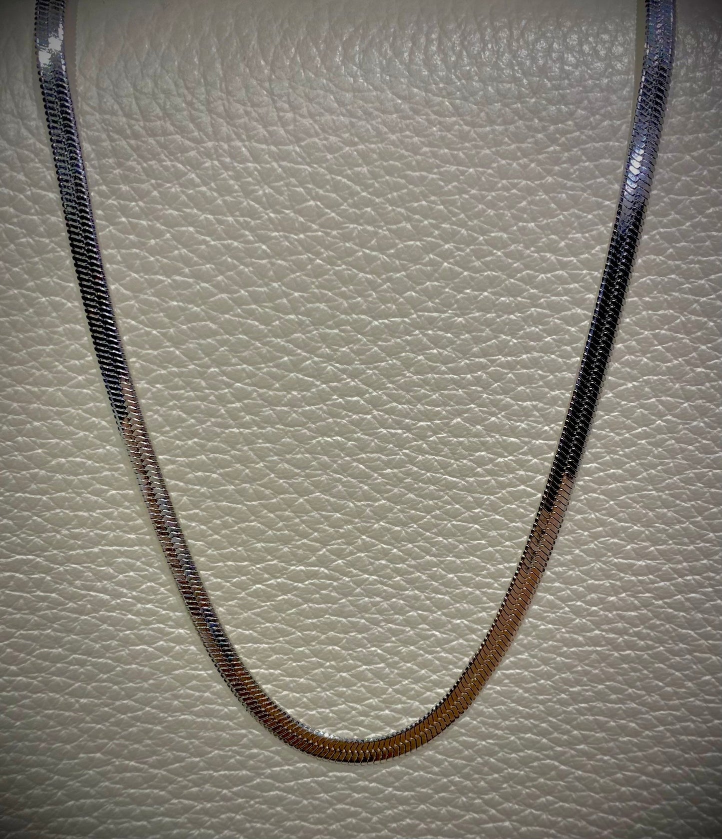 Serpentine Silver Strand