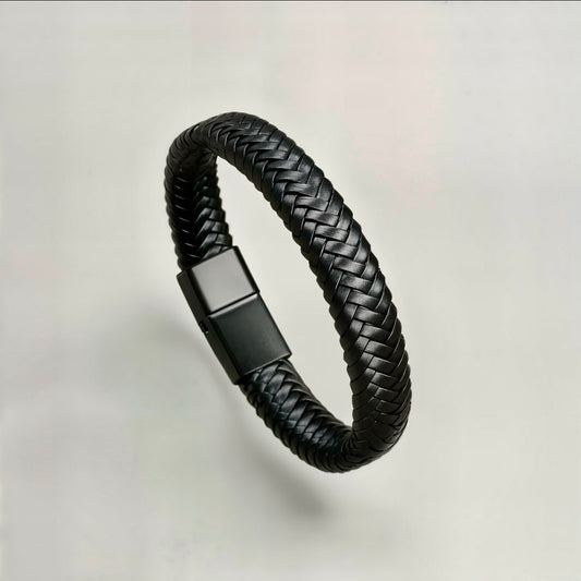 Signature Onyx Band